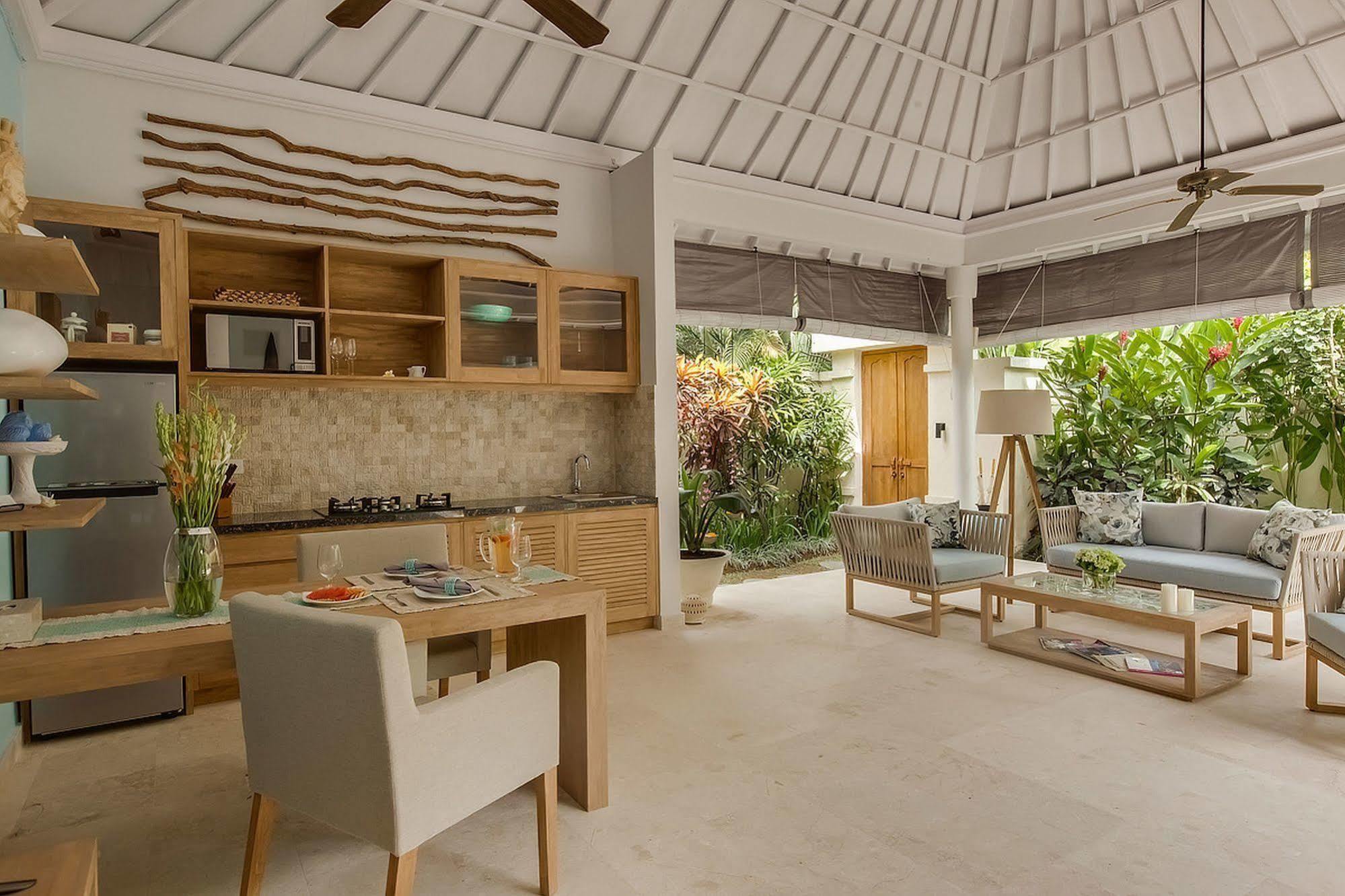 4S Villas At Seminyak Square Esterno foto