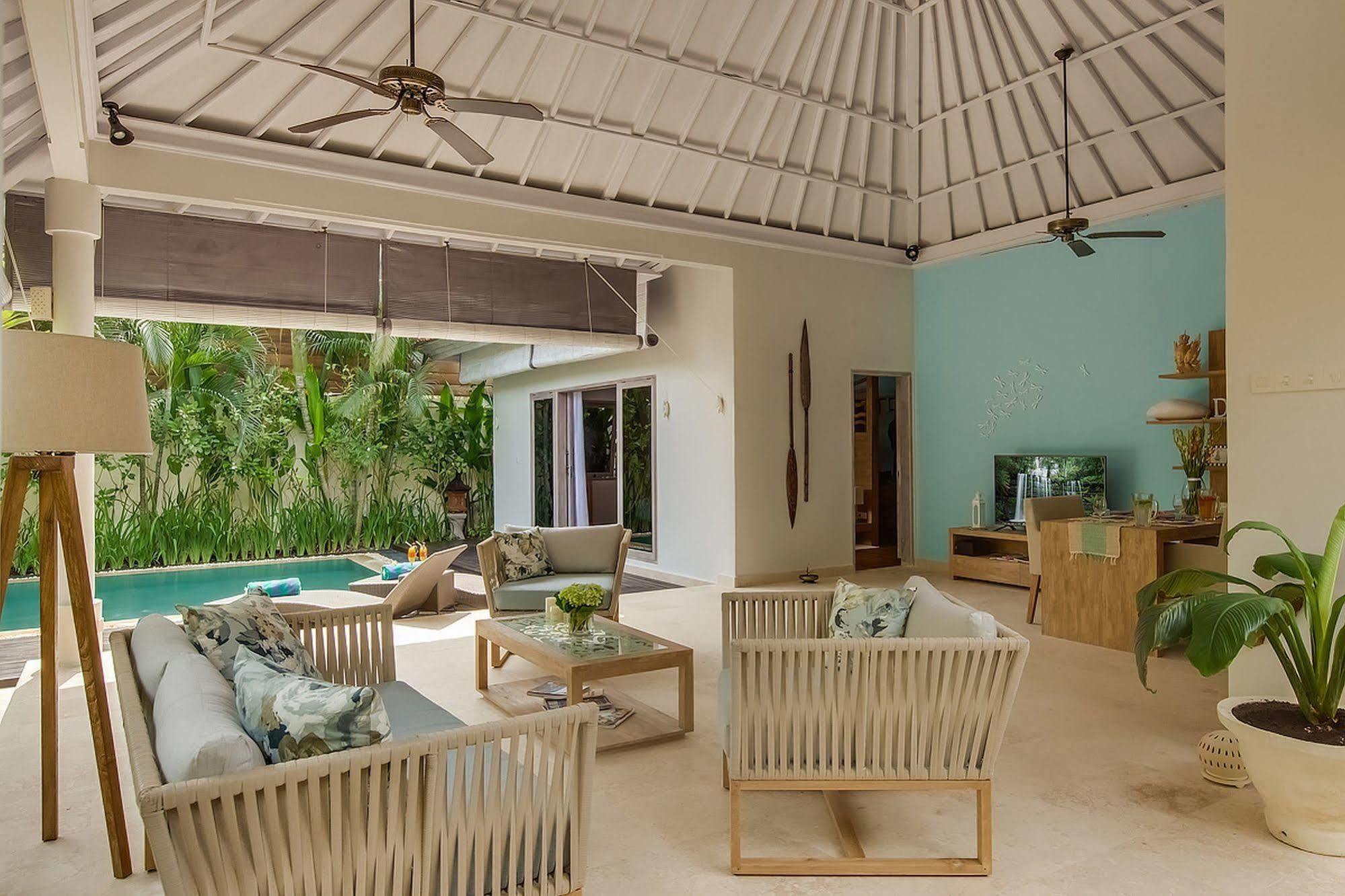 4S Villas At Seminyak Square Esterno foto